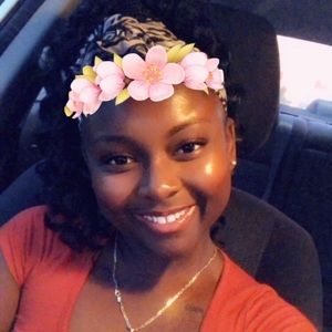 Meet your Posher, Erica